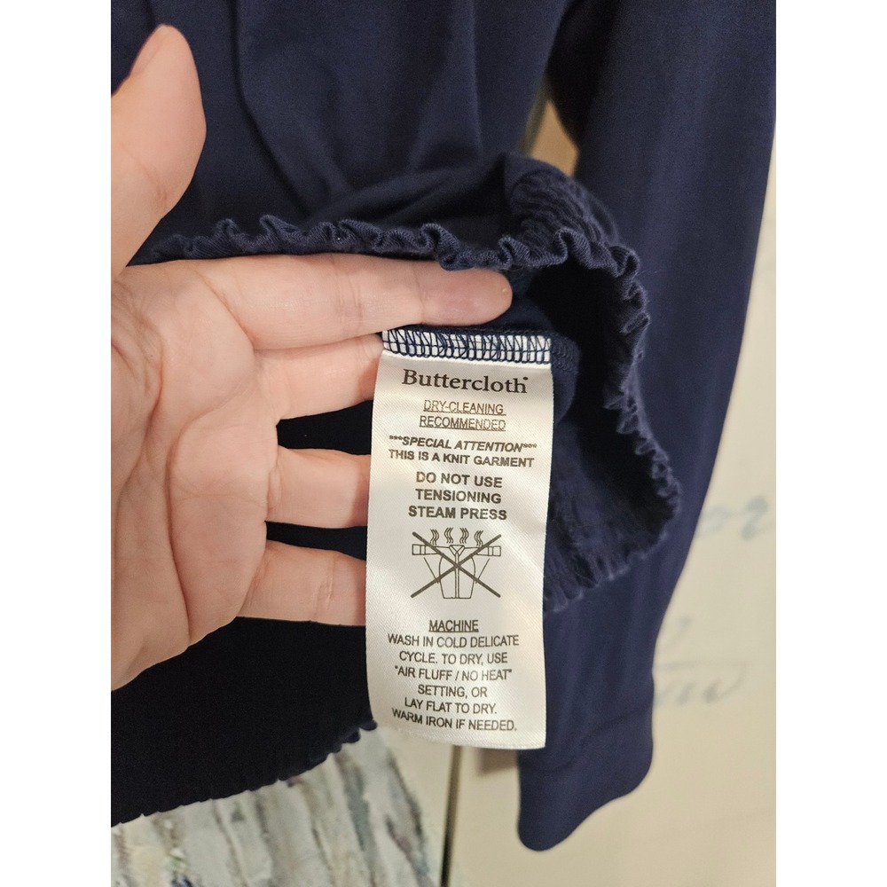 Buttercloth Icy Cotton LS Blouse Large Navy Blue Pre-Tucked Knit Button Down - Picture 4 of 8